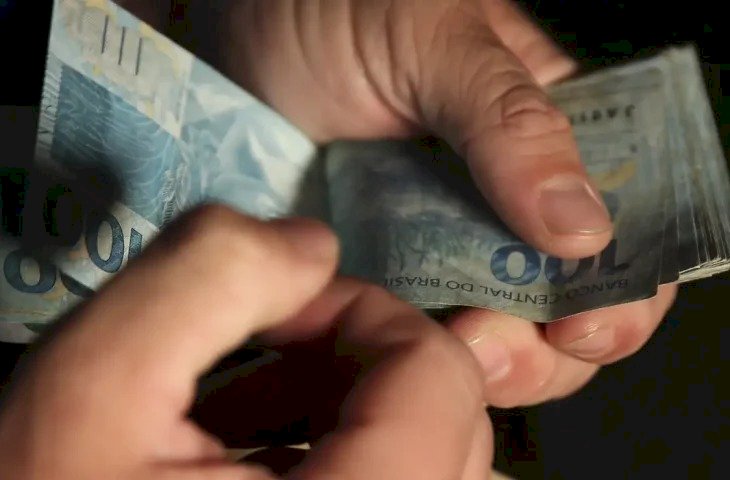 Detran-MS notifica ex-proprietários de veículos que podem solicitar saldo remanescente de leilão